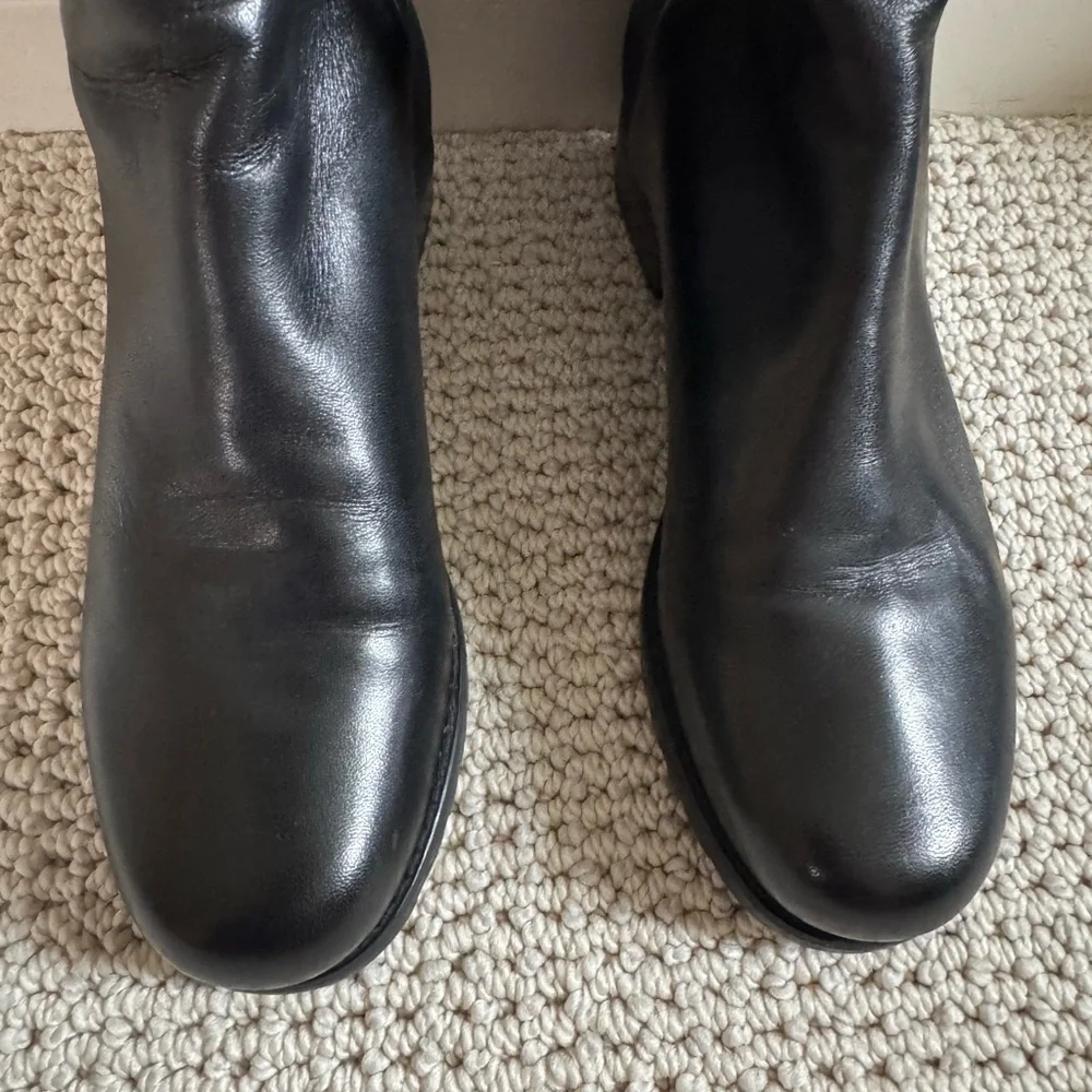 Stuart Weitzman no flaws